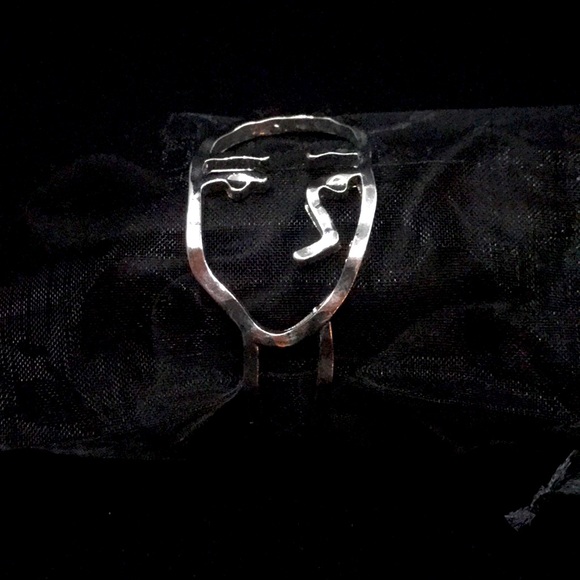 Abstract Minimalist Face Art Bracelet Cuff - Picture 5 of 10